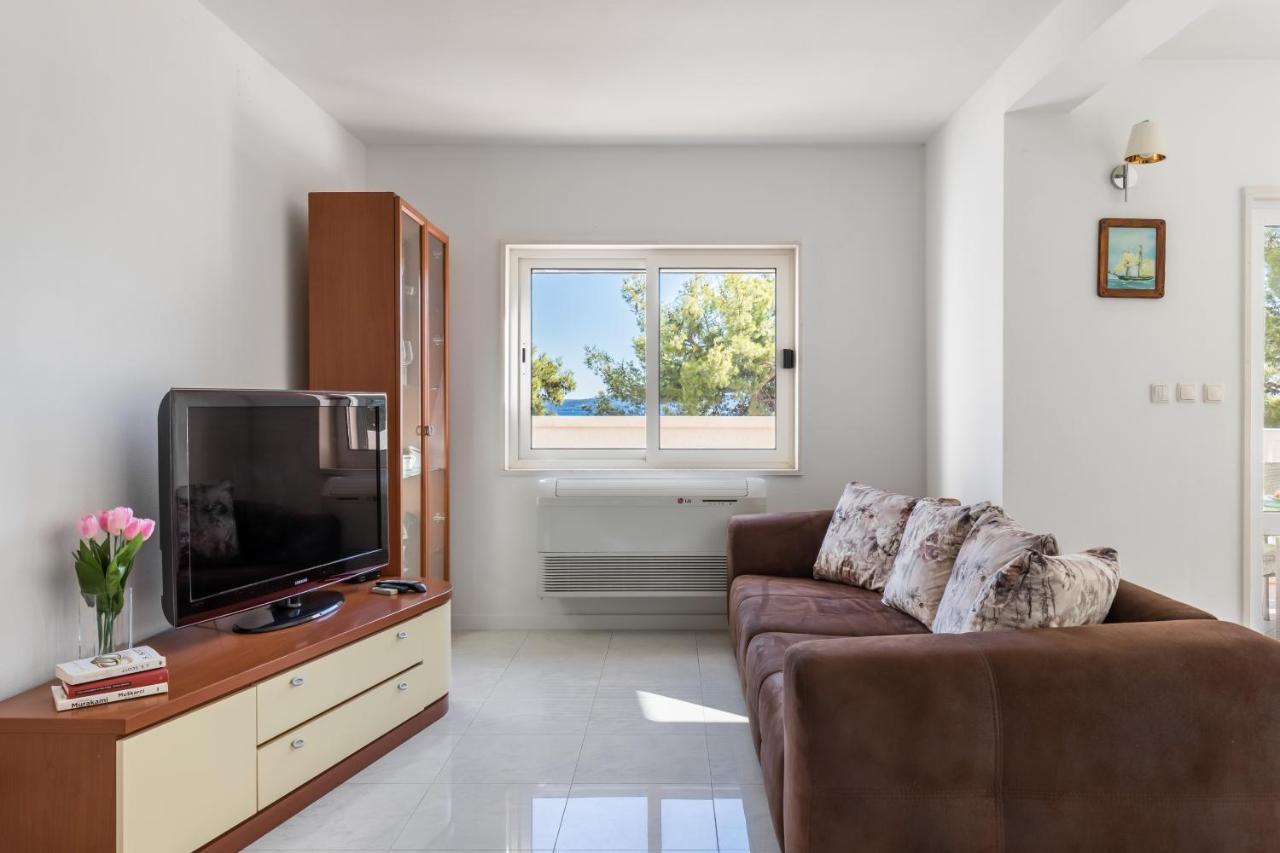 Apartments Croatia Трогир Екстериор снимка