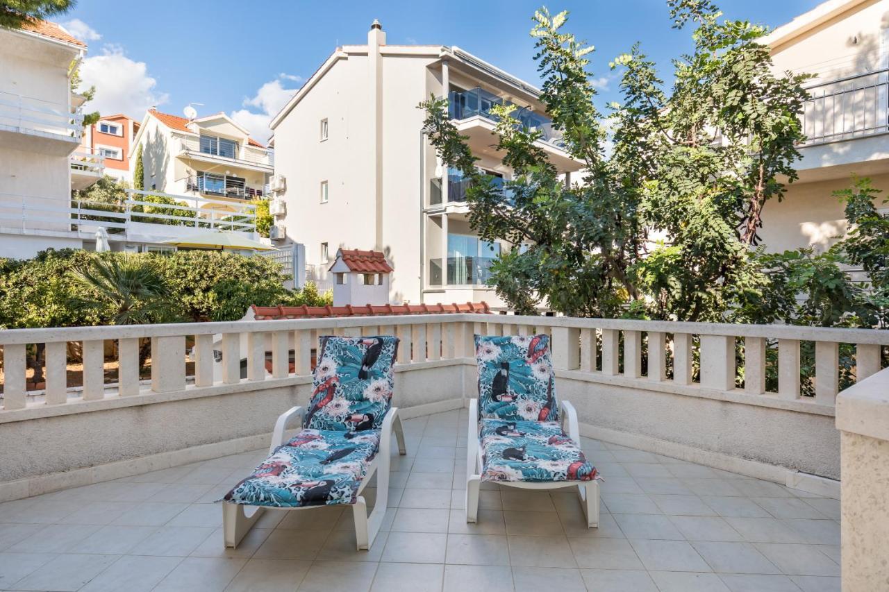 Apartments Croatia Трогир Екстериор снимка