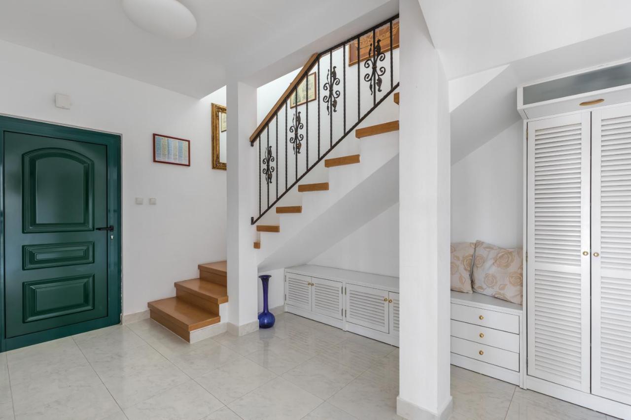 Apartments Croatia Трогир Екстериор снимка