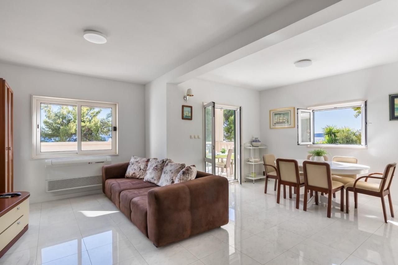 Apartments Croatia Трогир Екстериор снимка